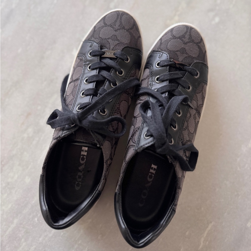 Coach Canvas Paddy Signa. Logo Sneakers - Picture 2 of 10